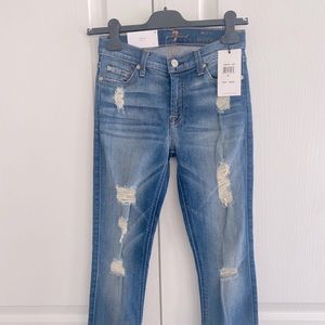 7 For All Mankind~distressed~skinny ankle~size 26